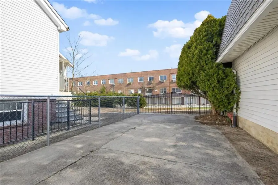 111 Abbey Court, Brooklyn, NY 11229 - Image #3