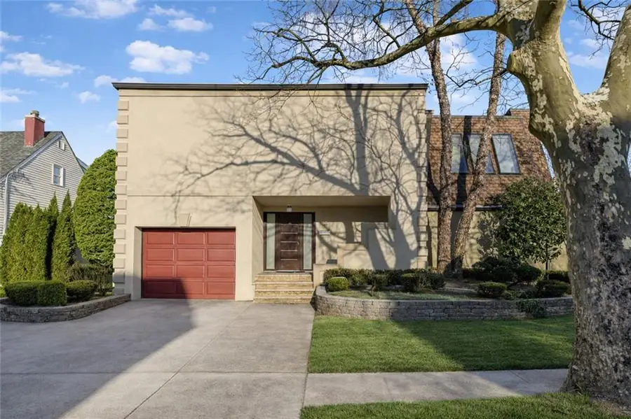 35 Hales Avenue, Staten Island, NY 10312 - Image #2