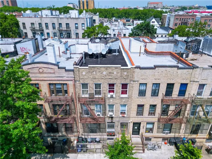 441 68th Street, Brooklyn, NY 11220 - Image #2
