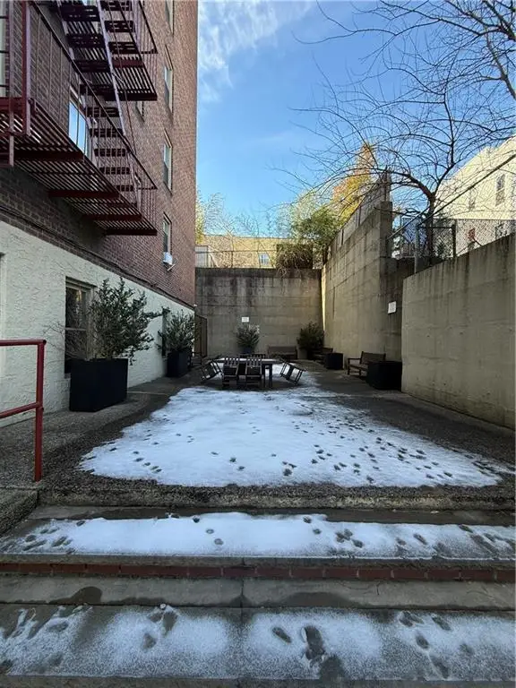 67-25 Clyde Street #7H, Forest Hills, NY 11375 - Image #3