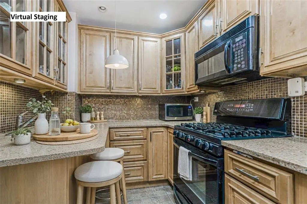 2711 Avenue X #2G, Brooklyn, NY 11235 - Image #1