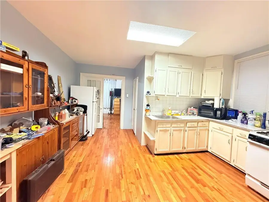 439 60th Street, Brooklyn, NY 11220 - Image #3