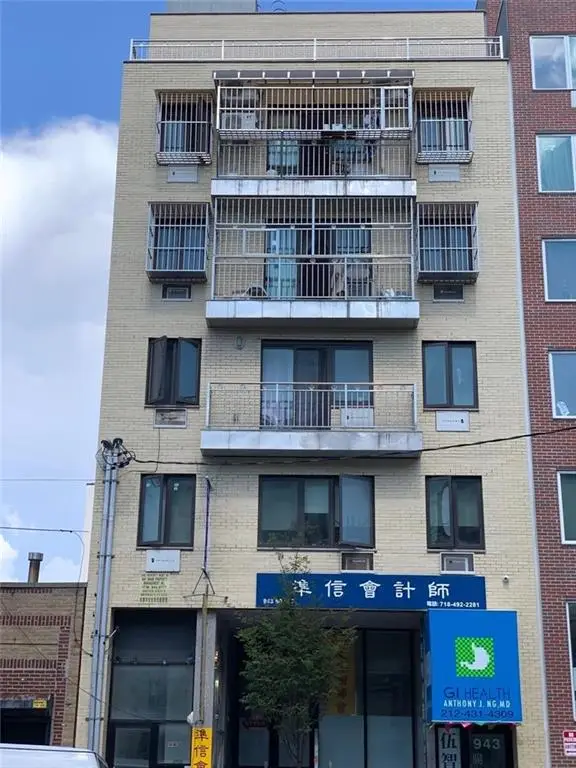 943 60th Street #4A, Brooklyn, NY 11220