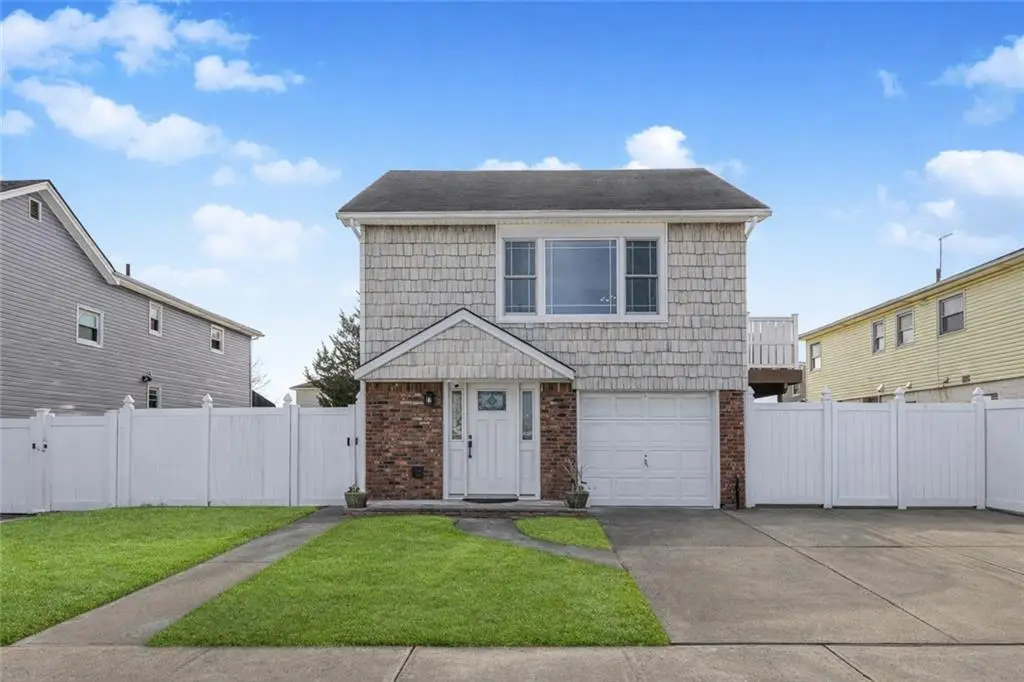 76 Berry Avenue, Staten Island, NY 10312 - Image #1