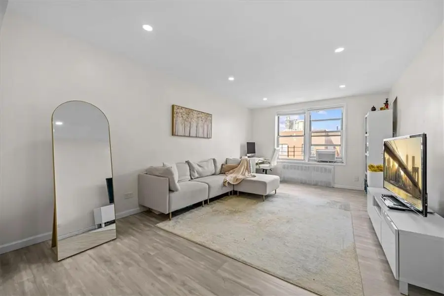 759 East 10th Street #7H, Brooklyn, NY 11230 - #2