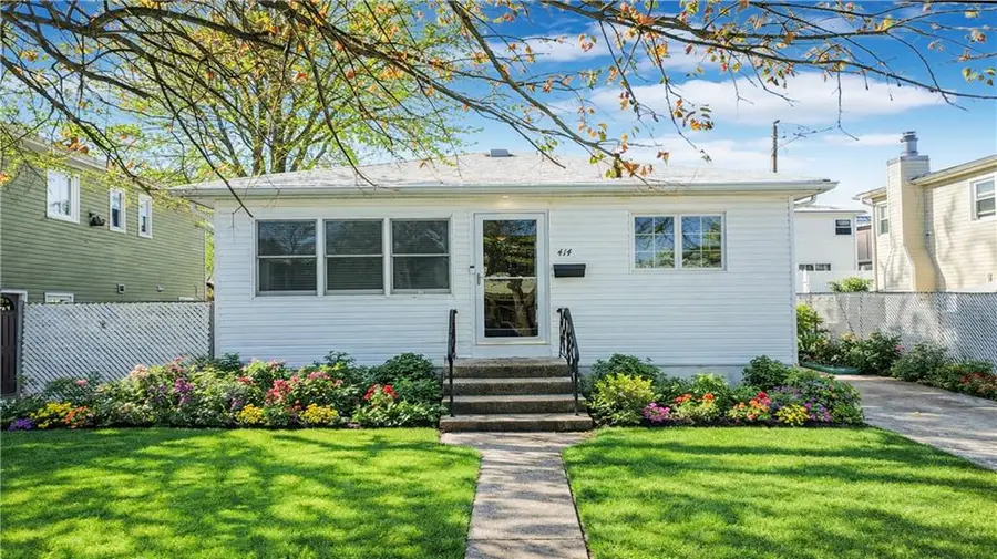 414 Lyndale Avenue, Staten Island, NY 10312 - Image #2
