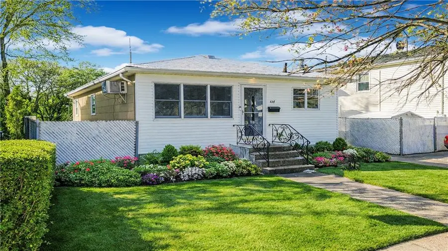 414 Lyndale Avenue, Staten Island, NY 10312 - Image #3