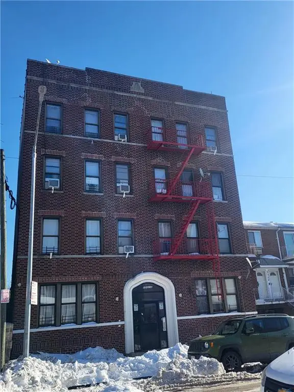 1513 West 7th Street #1B, Brooklyn, NY 11223