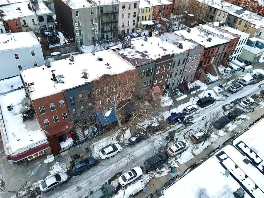 28 Marconi Place, Brooklyn, NY 11233 - #3