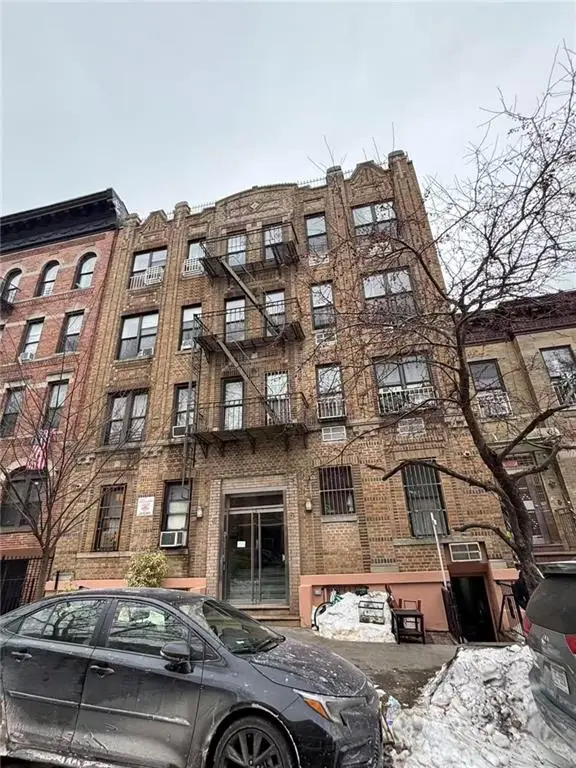 546 55th Street #9, Brooklyn, NY 11220