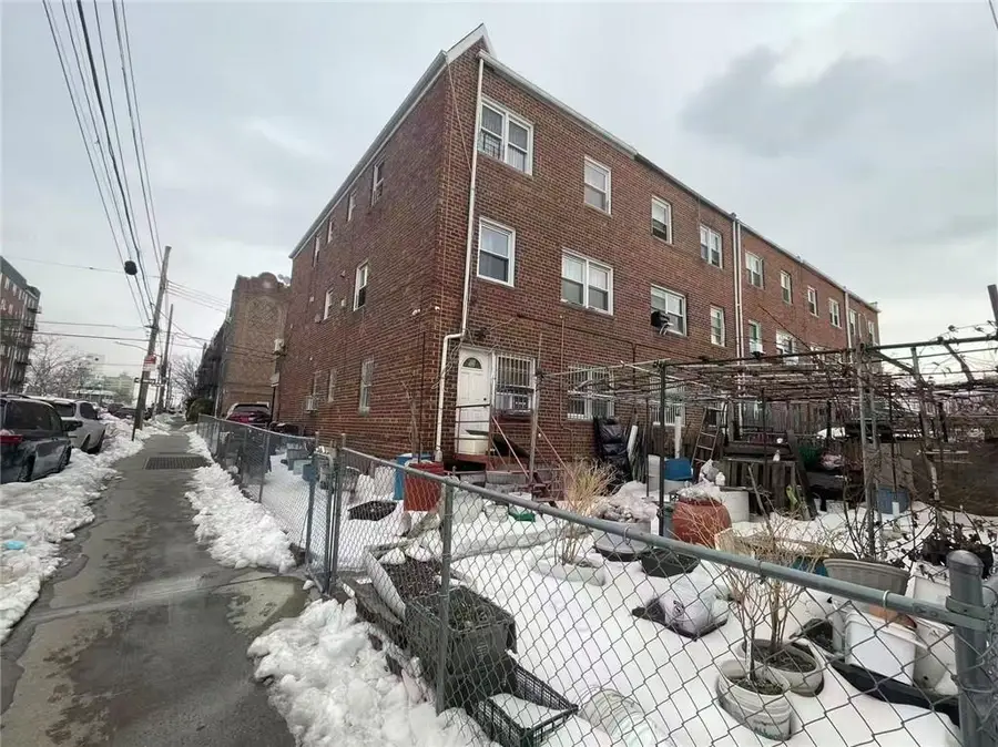 802 68th Street, Brooklyn, NY 11228 - #3