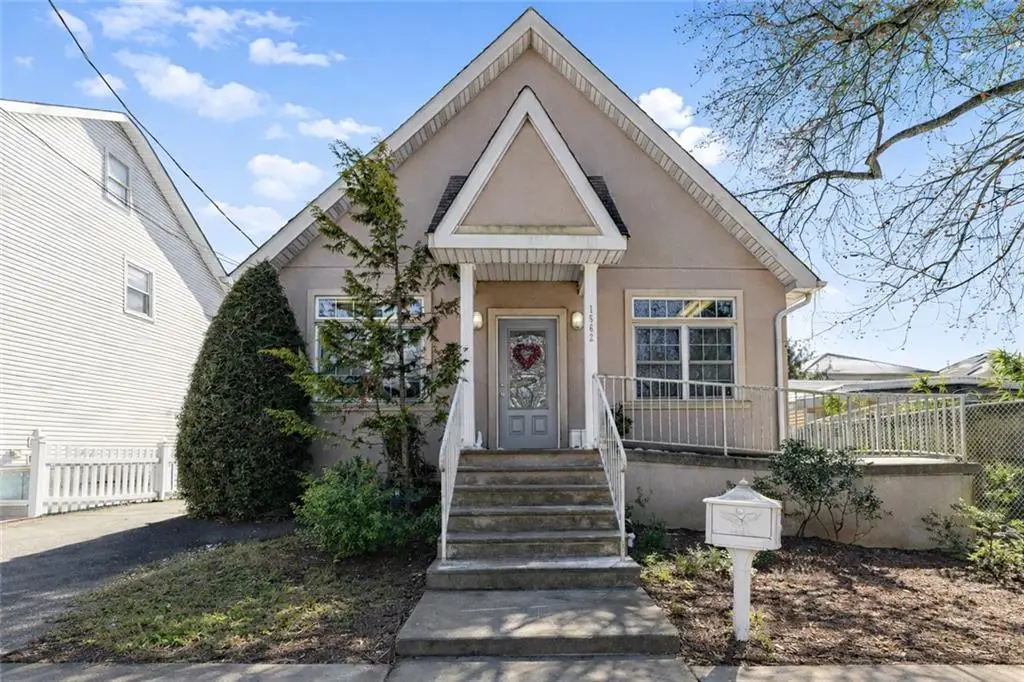 1562 Drumgoole Road East, Staten Island, NY 10309 - #1