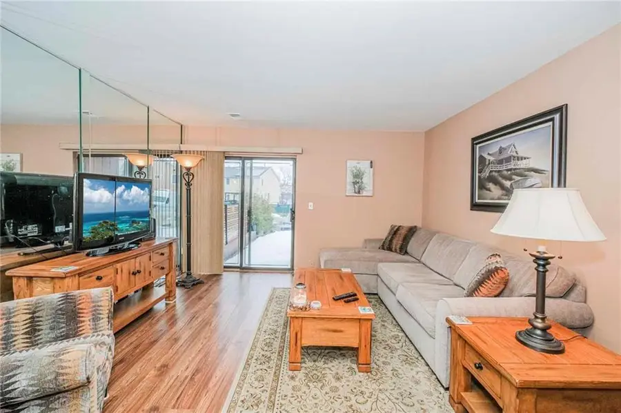 31 Stonegate Drive, Staten Island, NY 10304 - #3