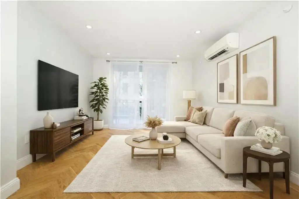 531 Vanderbilt Avenue #3B, Brooklyn, NY 11238 - #1