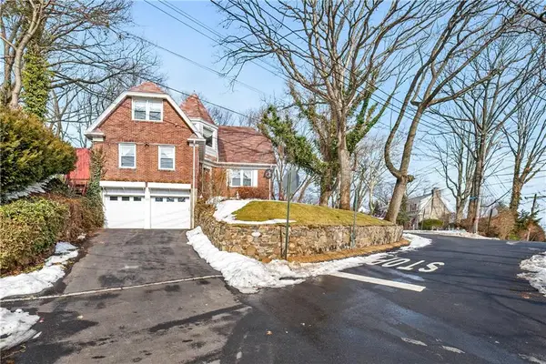 34 Holsman Road, Staten  Island, NY 10301