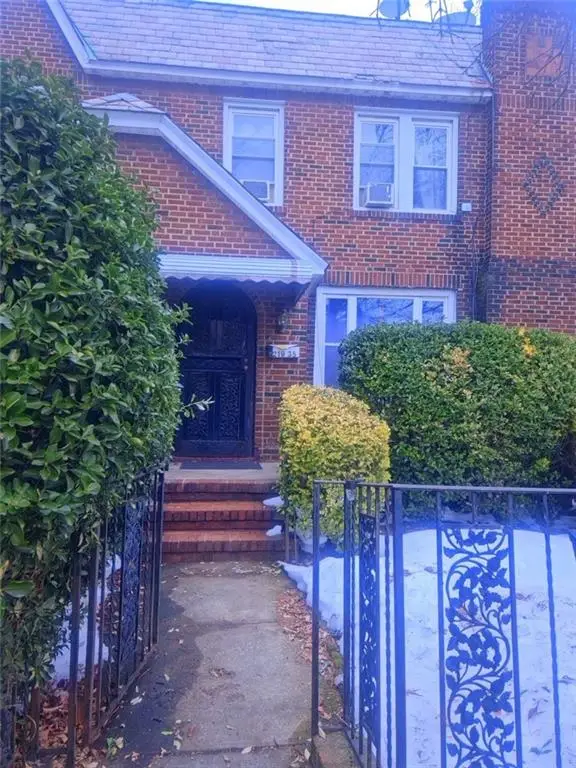 219-35 Edgewood Avenue, Queens, NY 11413