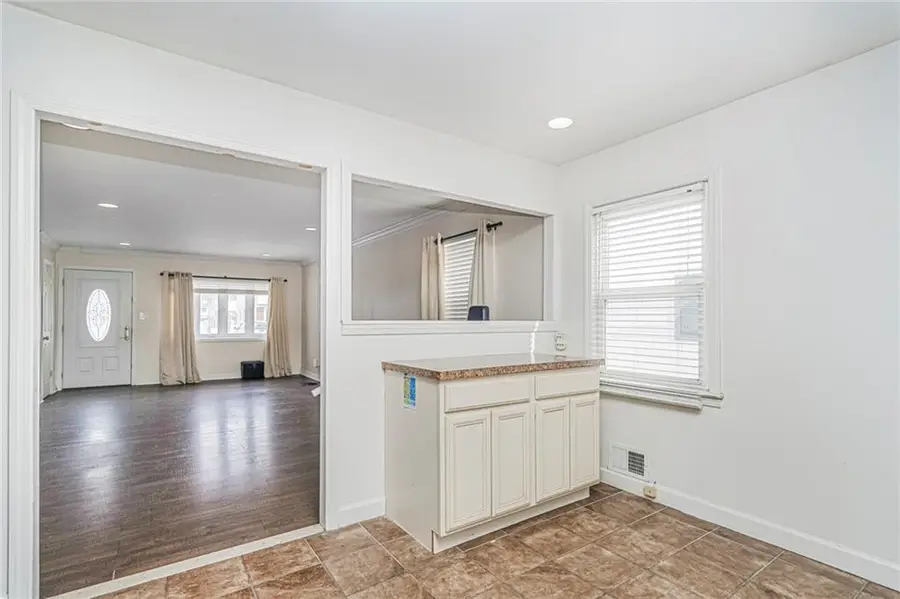 310 Chesterton Avenue, Staten Island, NY 10306 - #3