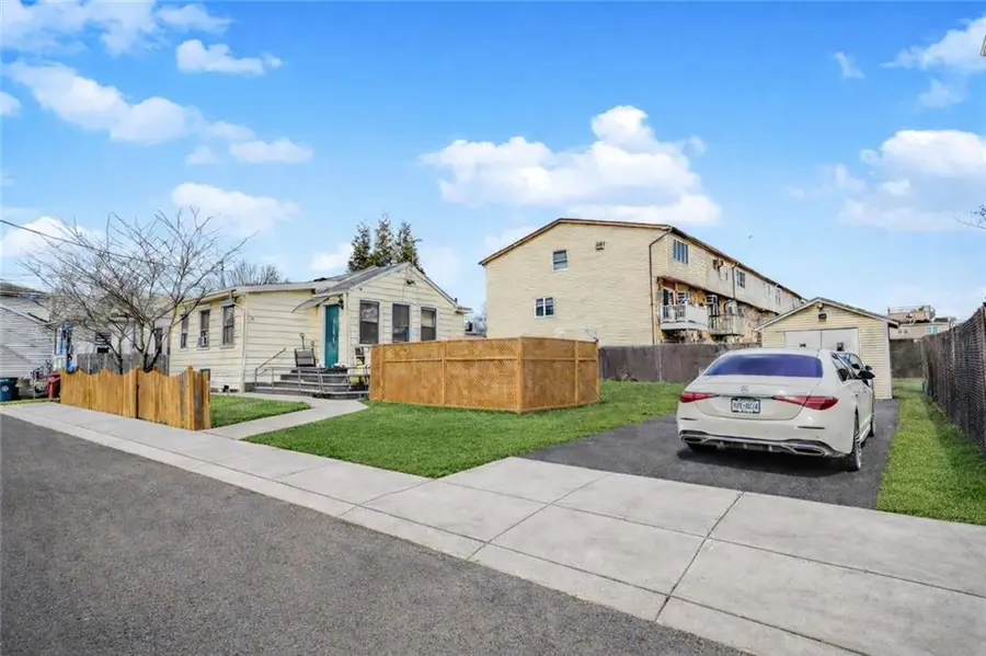 5 Milbank Road, Staten Island, NY 10306 - #2