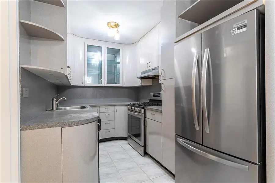 2727 Ocean Parkway #B10, Brooklyn, NY 11235 - #3