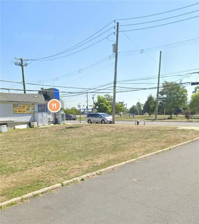 649 Oceanside Avenue, Staten Island, NY 10306 - #2