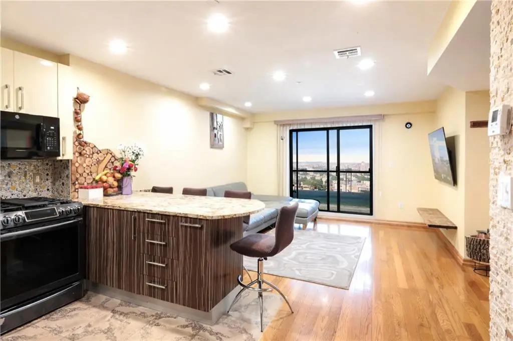 3015 Brighton 6th Street #9B, Brooklyn, NY 11235 - #1