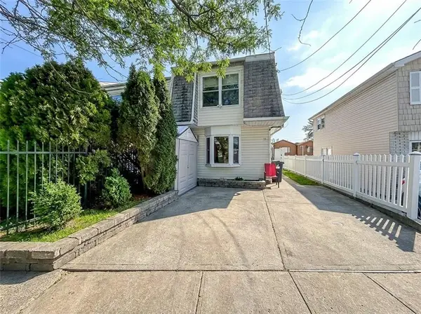 32 Mccormick Place, Staten  Island, NY 10305