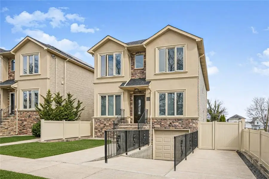 15 Androvette Avenue, Staten Island, NY 10312 - #2