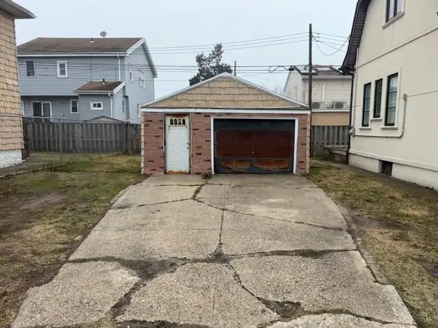 8 Bevy Court, Brooklyn, NY 11229 - #2