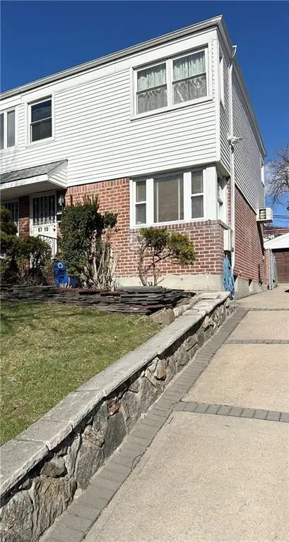 6715 215th Street, Oakland Gardens, NY 11364