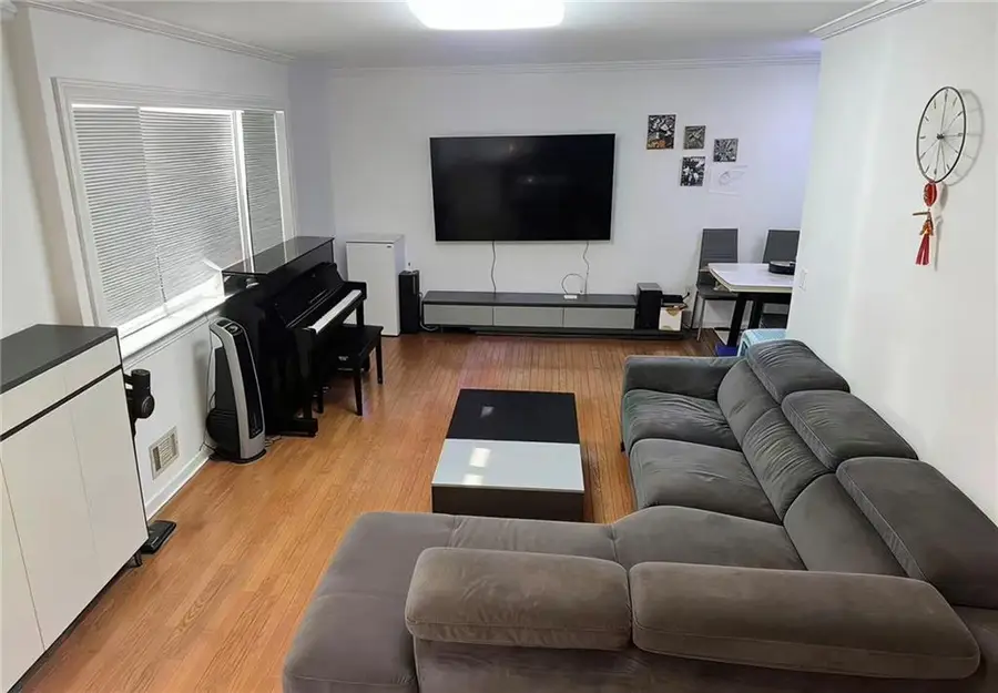 523 East Willow Road #1, Staten Island, NY 10314 - #3