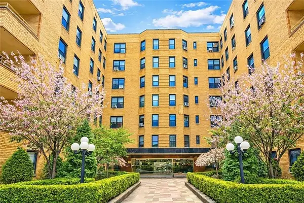 2 West End Avenue #5P, Brooklyn, NY 11235
