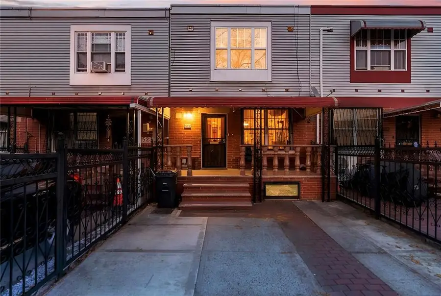 525 Alabama Avenue, Brooklyn, NY 11207 - #2