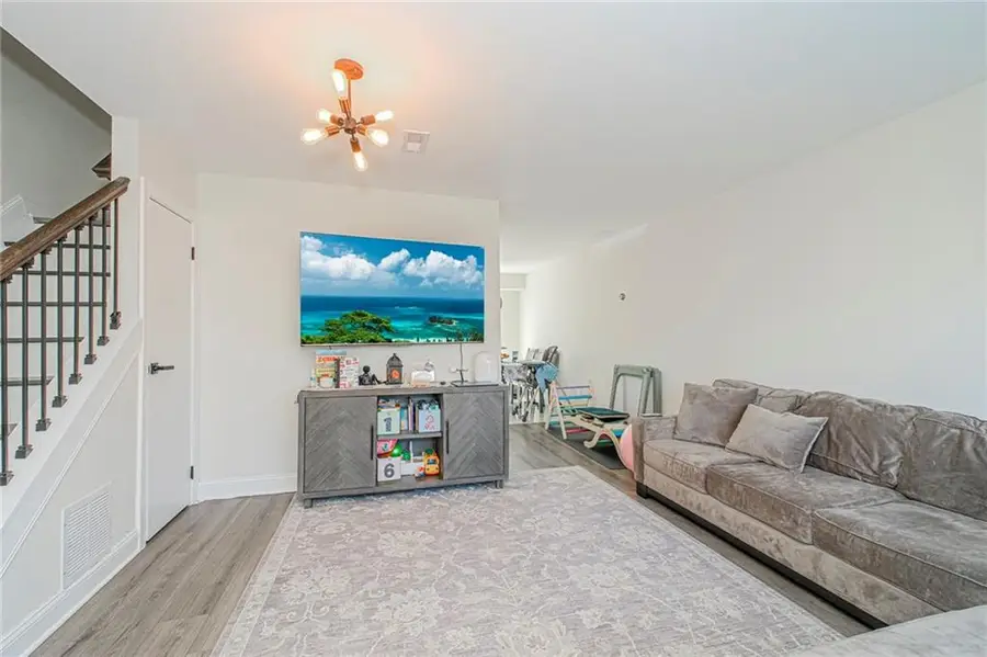 182 Arlington Place, Staten Island, NY 10303 - #3