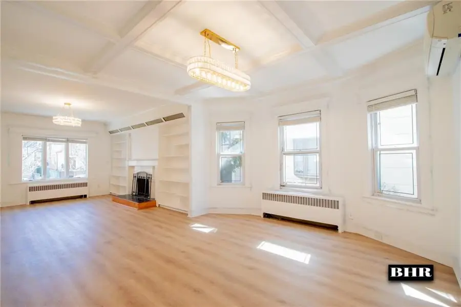 154 Beaumont Street, Brooklyn, NY 11235 - #3