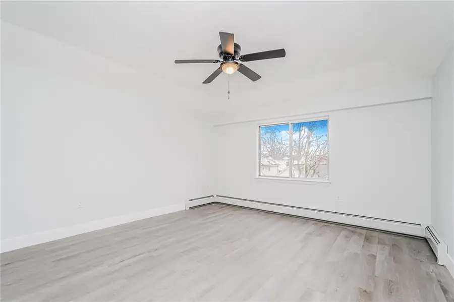 36 Journeay Street, Staten Island, NY 10303 - #3