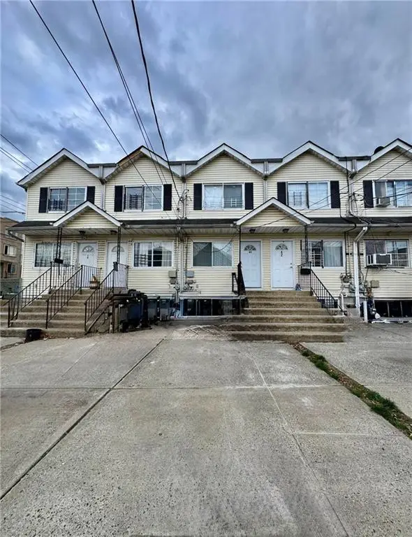 40 Grove Avenue, Staten  Island, NY 10302