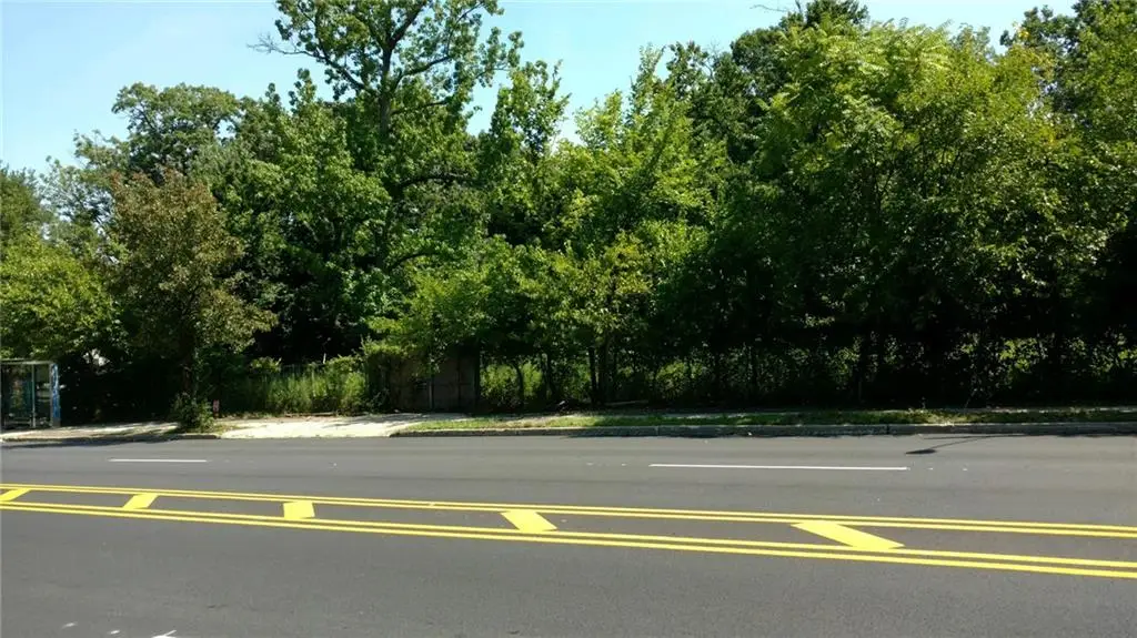 320 Genesee Avenue, Staten Island, NY 10312 - #1