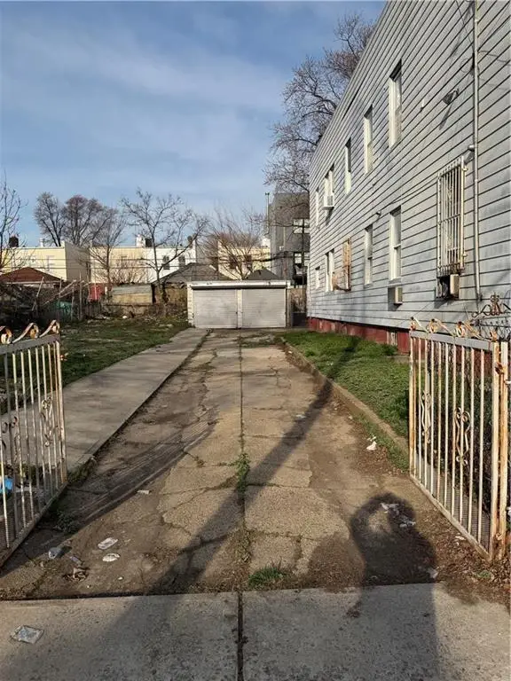 200 East 39th Street, Brooklyn, NY 11203 - #1
