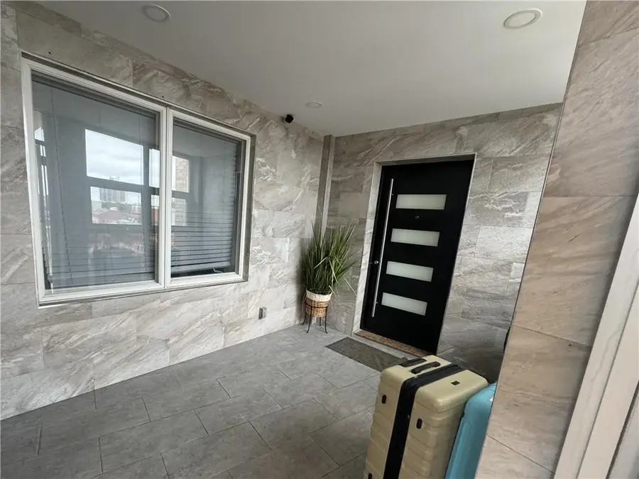 63 Brighton 2nd Place #4B, Brooklyn, NY 11235 - #2