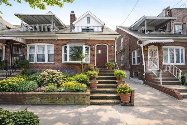 32 71st Street, Brooklyn, NY 11209