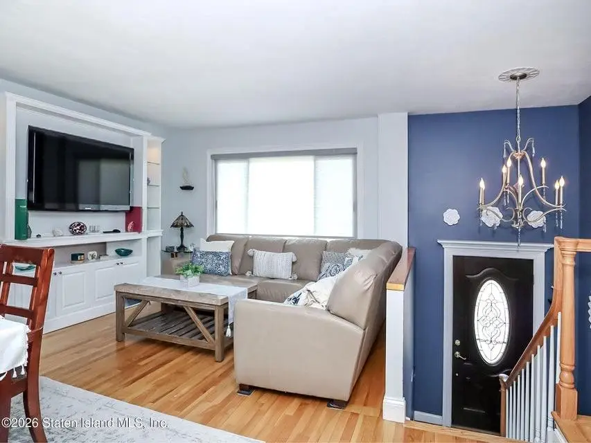 841 South Rensselaer Avenue, Staten Island, NY 10309 - #2