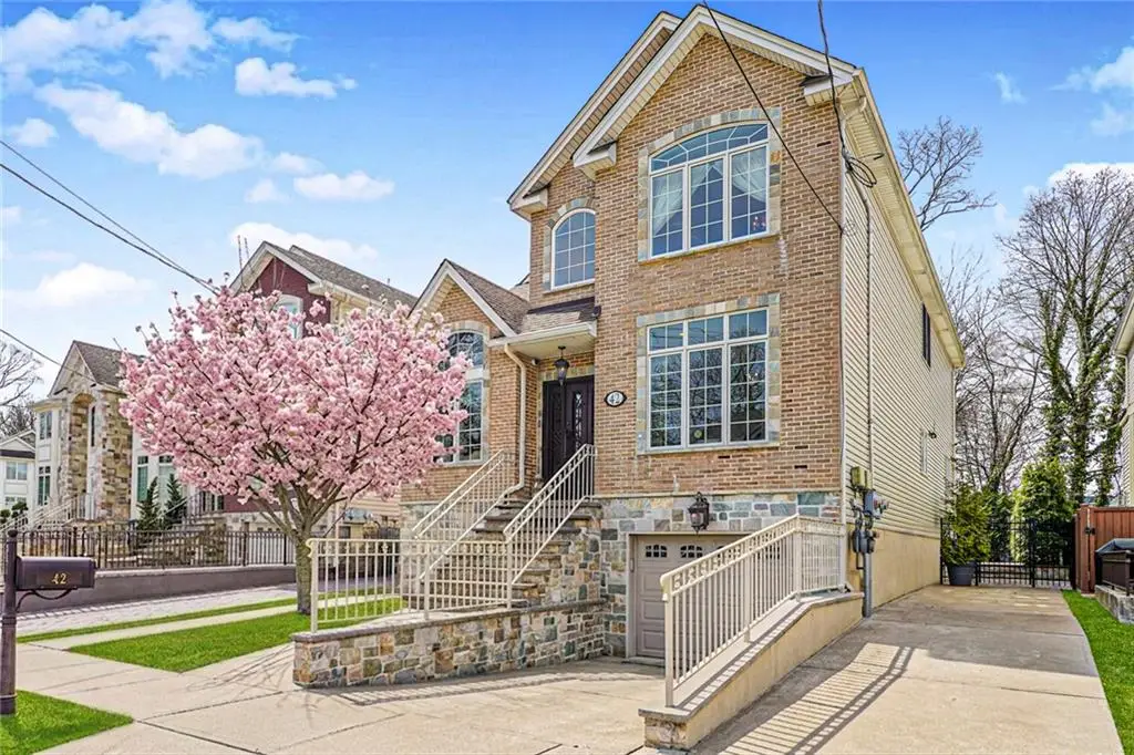 42 Serena Court, Staten Island, NY 10312 - #1