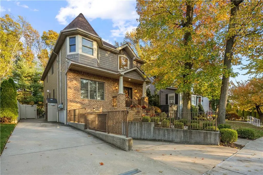 109 Madsen Avenue, Staten Island, NY 10309 - #1