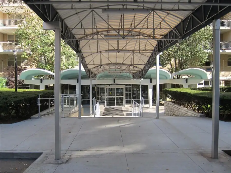 35 Seacoast Terrace #18F, Brooklyn, NY 11235 - #2