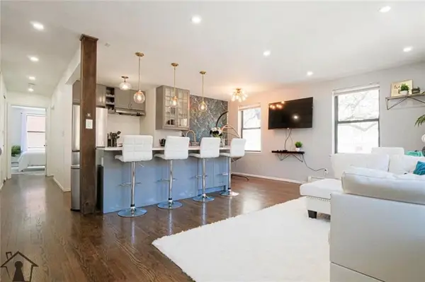 54 Erasmus Street #2D, Brooklyn, NY 11226