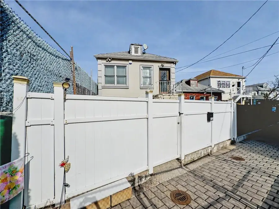 15A Lake Avenue, Brooklyn, NY 11235 - #3