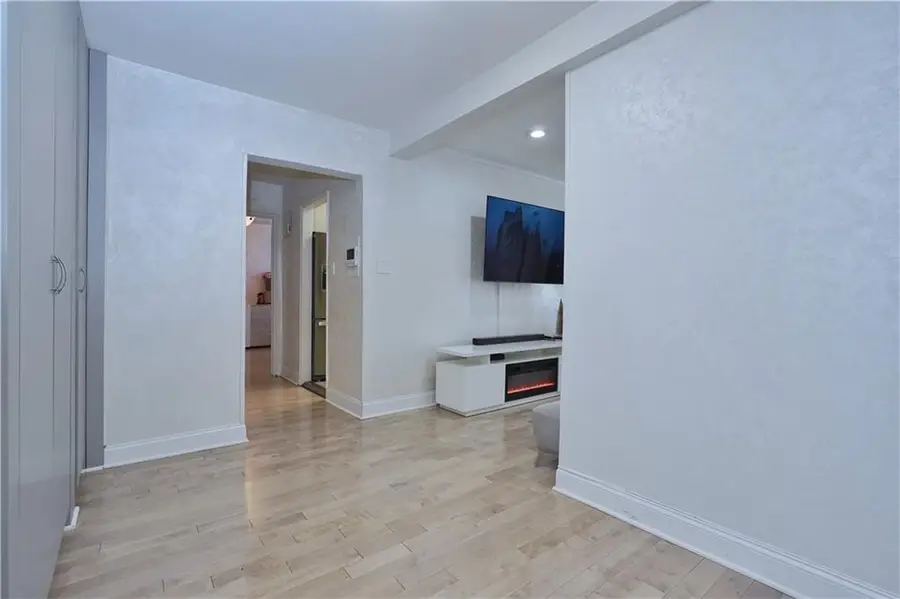 2711 Avenue X #2F, Brooklyn, NY 11235 - #3