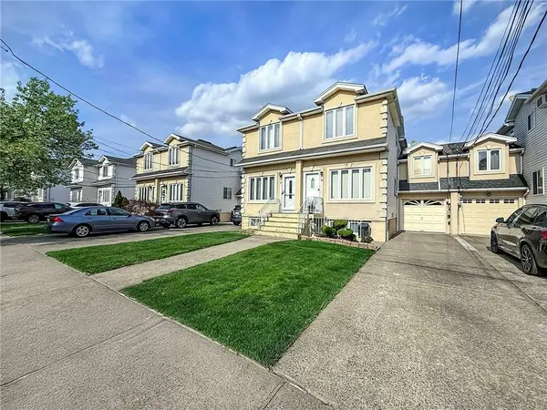 43 Boulder Street, Staten  Island, NY 10312