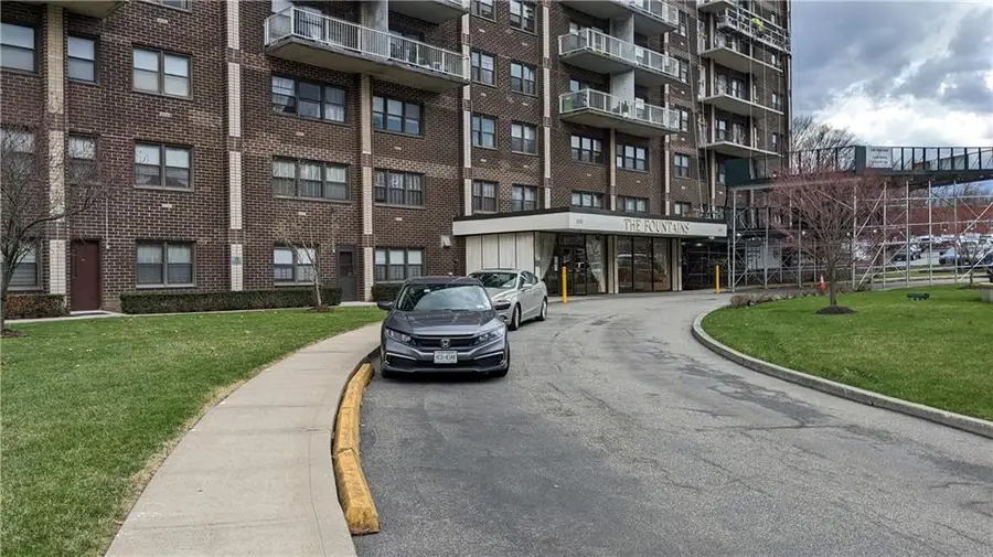 1100 Clove Road #5K, Staten Island, NY 10301 - #2