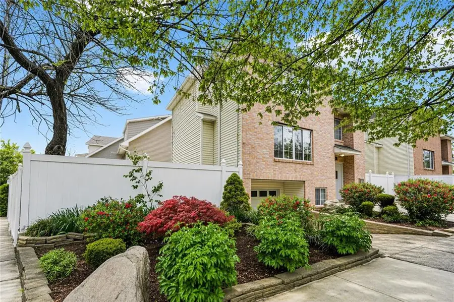 68 Eltingville Boulevard, Staten Island, NY 10312 - #3